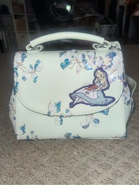 Loungefly Crossbody - Disney Alice in Wonderland